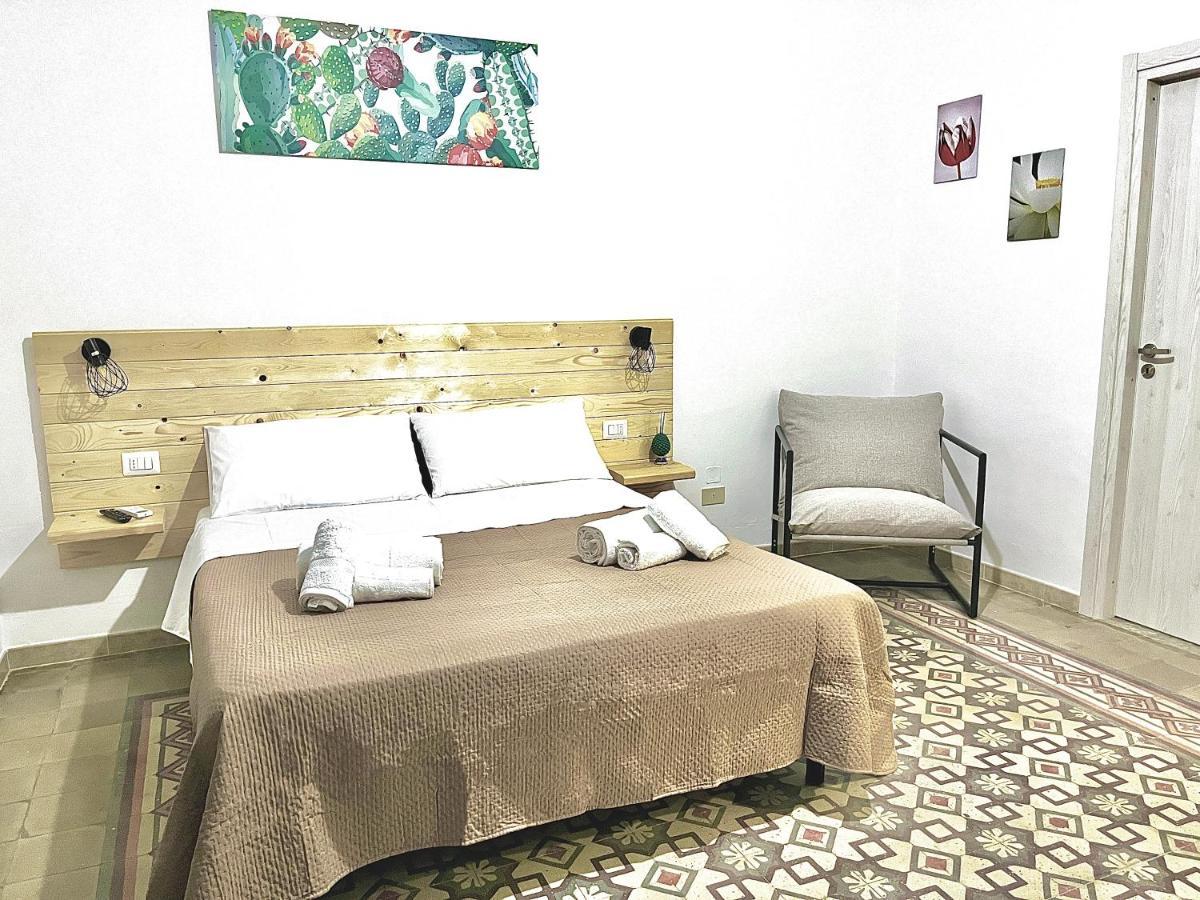 Marilu Apartments Palermo Buitenkant foto