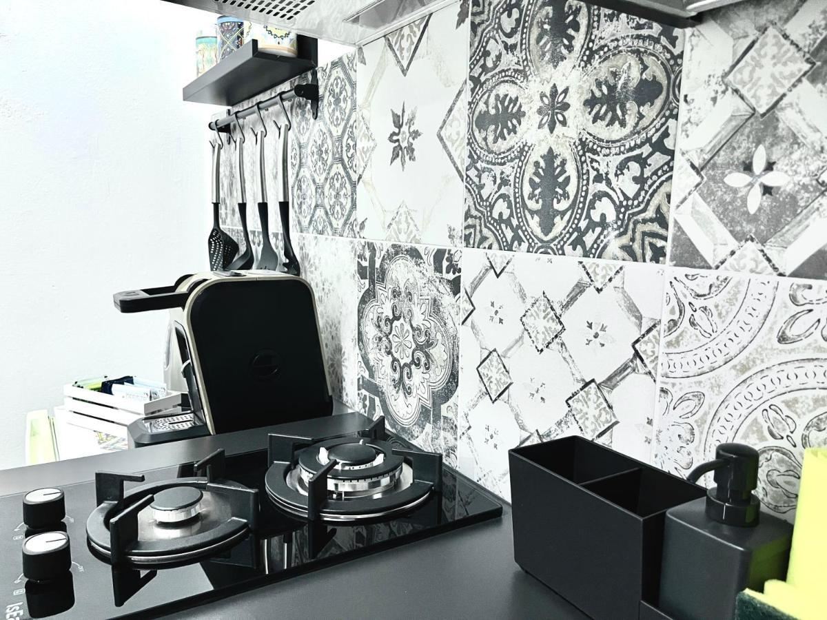 Marilu Apartments Palermo Buitenkant foto