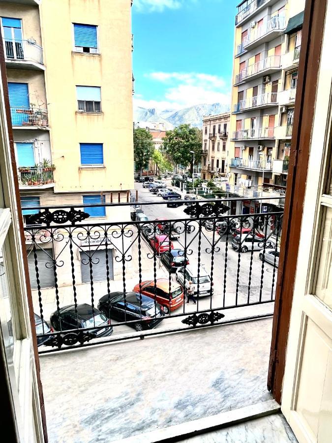 Marilu Apartments Palermo Buitenkant foto